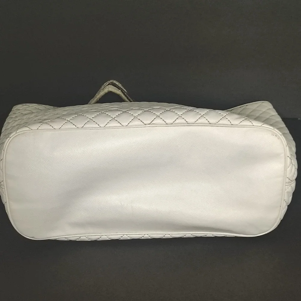 Vintage 2008 Coach 80H2A White Quilted Tote Women's Purse Bag Chain Restored